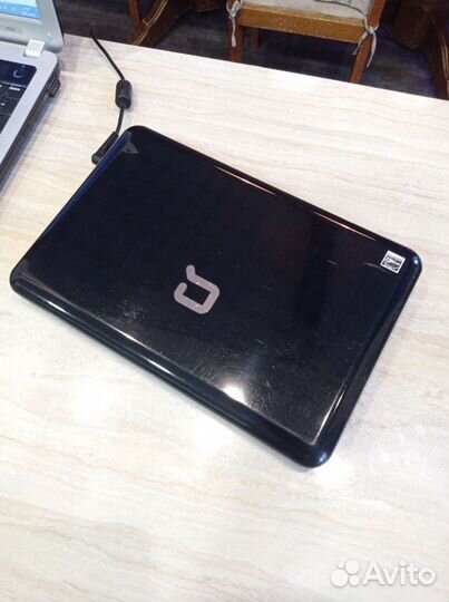 Нетбук HP Compaq Mini 110c-1100er