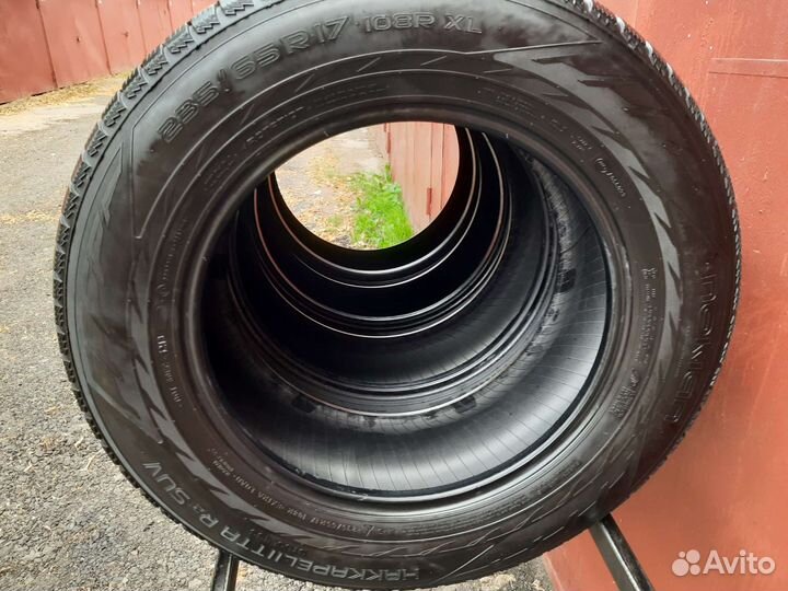 Nokian Tyres Hakkapeliitta R2 SUV 235/65 R17 108R