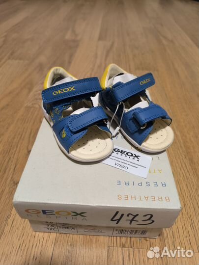 Сандалии детские geox новые 19