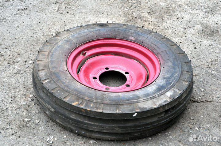 Колесо переднее на трактор т-16