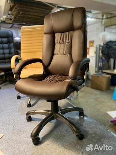 Компьютерное кресло