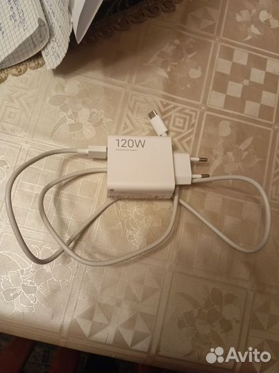 Зарядный кабель на iPhone/Xiaomi