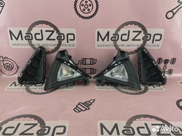 Накладка переднего бампера правая Kia Rio 4 2021