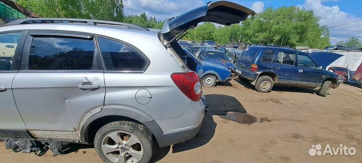 Задняя левая четверть Chevrolet Captiva
