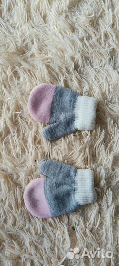 Продам варежки для девочки