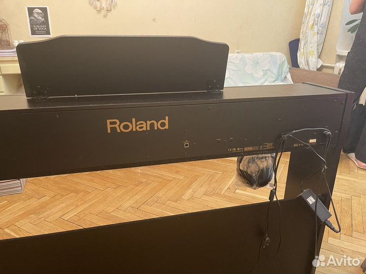 Цифровое фортепиано Roland RP401R-RW