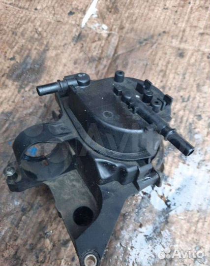 Корпус топливного фильтра Ford Fiesta 5 2006