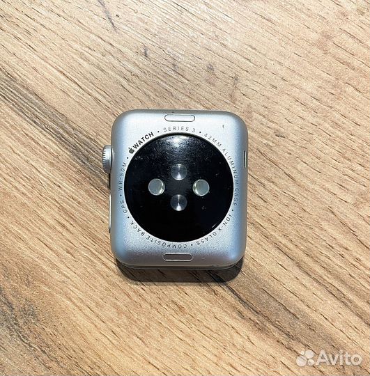 Часы Apple Watch 3 (42mm)