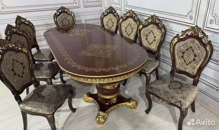 Столы и стулья