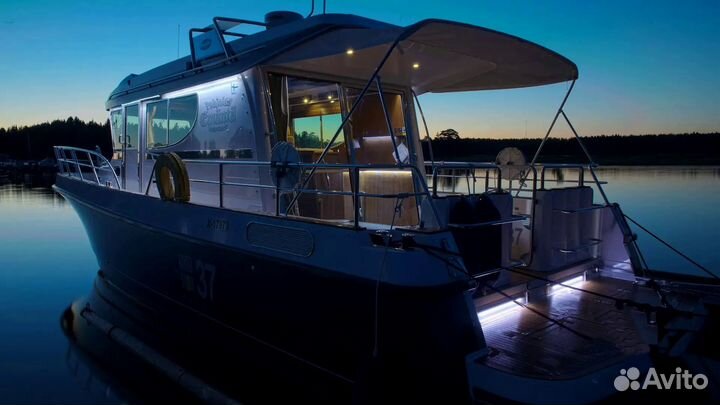 Моторная яхта Nord Star 37/40 в наличии