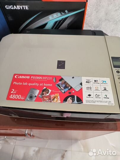 Цветной струйный принтер canon