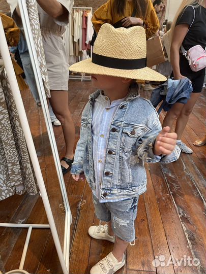 Куртка, шорты h&m, рубашка zara