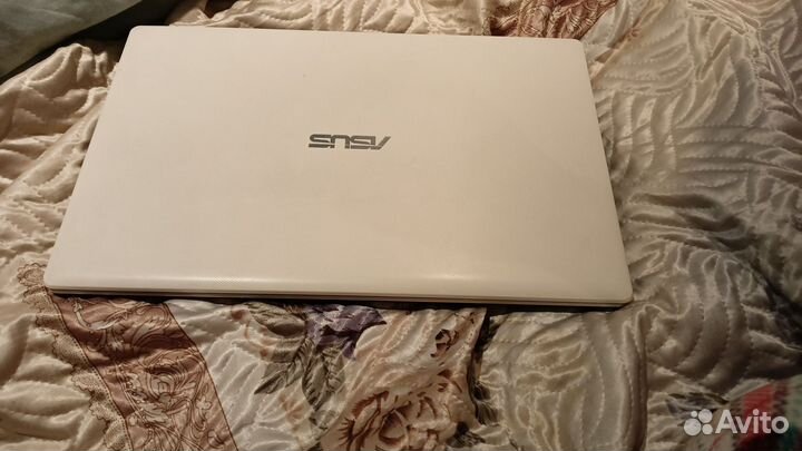 Ноутбук asus x551c