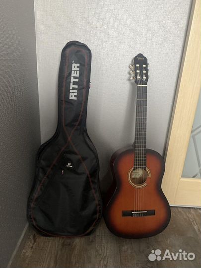 Классическая гитара