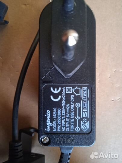 Блок питания/адаптер 8V/2A Ingenico