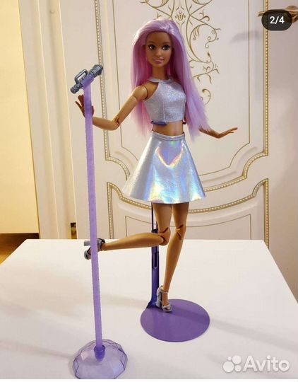 Кукла Барби певица