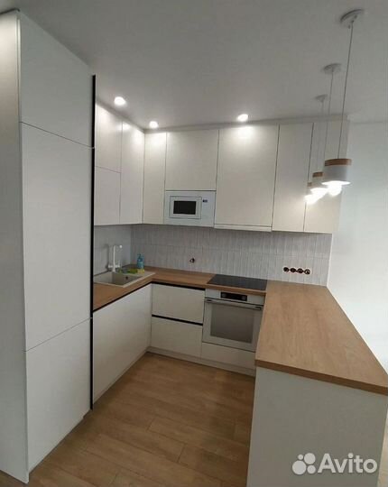 Кухня в студию на заказ