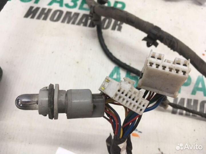 Проводка двери для Mitsubishi Diamante 2 1994-200