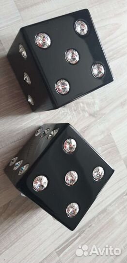 Кубики интерьерные, статуэтки