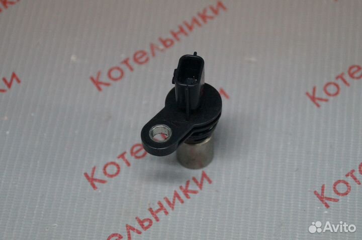 Nissan 23731-1HC1A Датчик положения распредвала