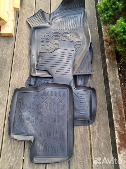 Комплект ковриков Лада Гранта лифтбек