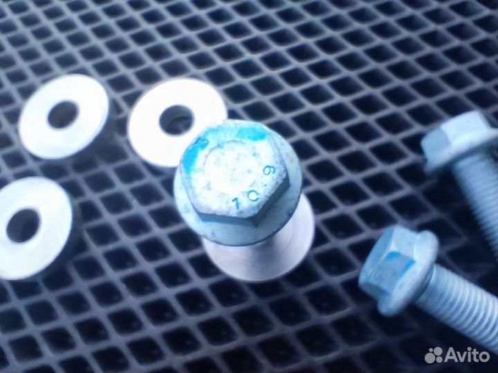 Установочный комплект суппортов BMW X3 X4 F25 F26