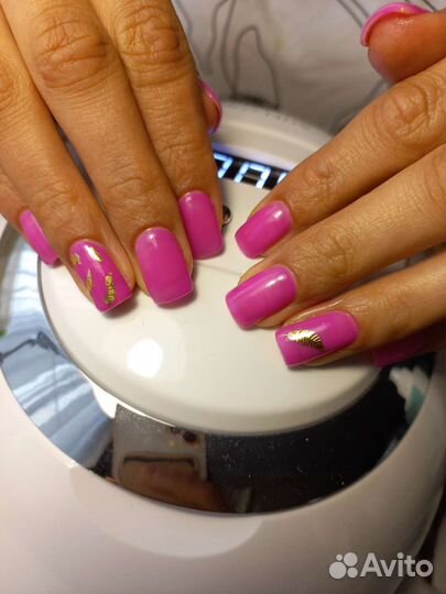Маникюр с покрытием гель-лаком