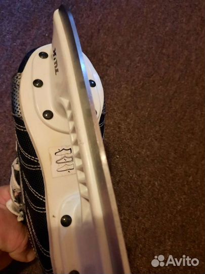 Хоккейные коньки bauer