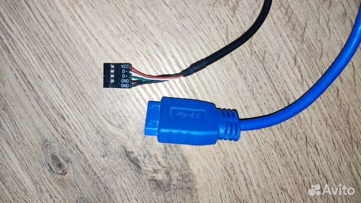 Внутренний картридер Ginzzu GR-156UBn с USB 3.0