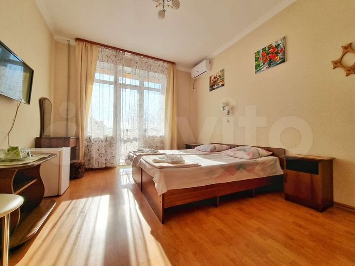 Комната 18 м² в > 9-к., 1/4 эт.