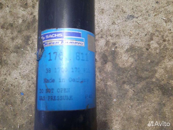 Передняя правая стойка audi a6 c5