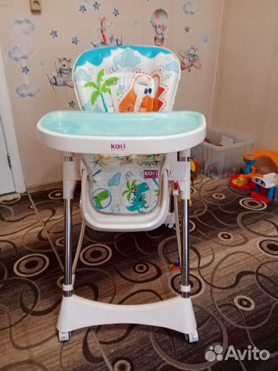 Стульчик для кормления kari