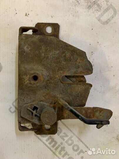 Замок капота Mitsubishi Galant 6 E32A 1990