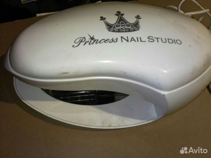 Лампа для ногтей, Германия