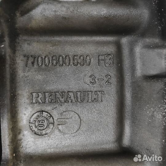 Гбц в сборе Renault megane 2 б/у 8200307580 F
