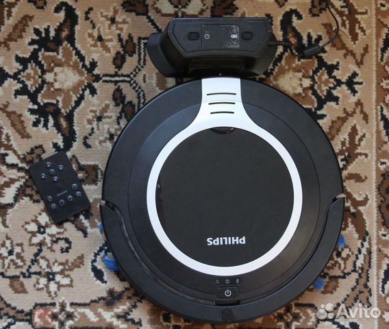 Робот-пылесос Philips FC8710