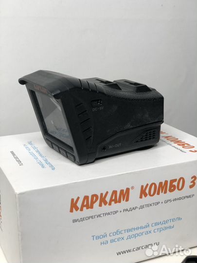 Автомобильный видеорегистратор каркам комбо 3