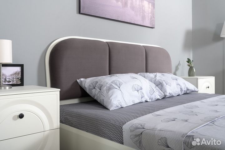 Валенсия Спальня 11.36.02 Кровать без ортопеда, цвет лдсп белый шагрень/мдф бел шагрень/ткань велутт