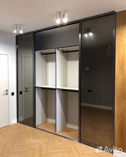 Стильный шкаф купе