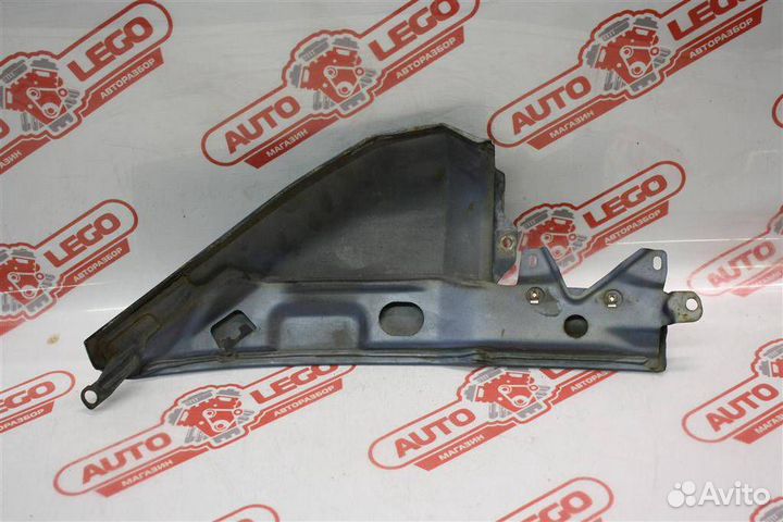 Крыло переднее левое Nissan Vanette C22 GC22 1990