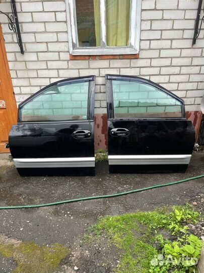 Chrysler voyager двери