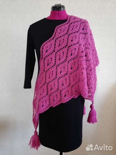 Вязаный платок бактус