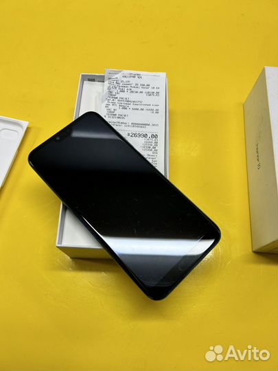 Телефон honor 10