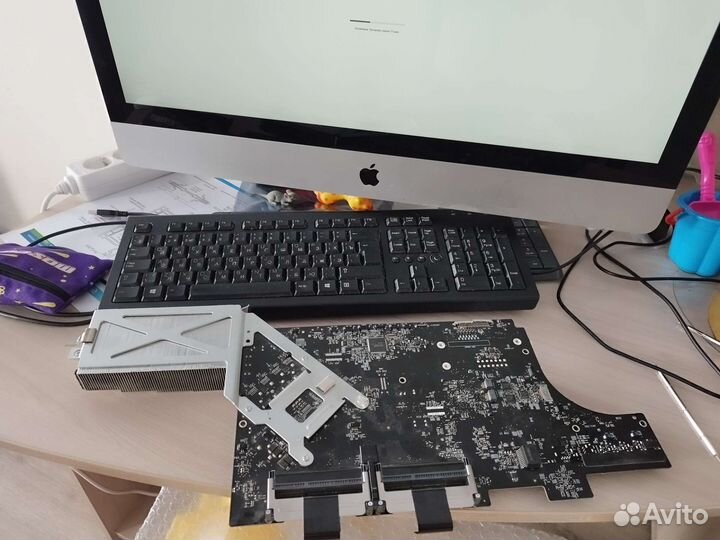 iMac 27 mid 2010, материнская плата + процессор i3