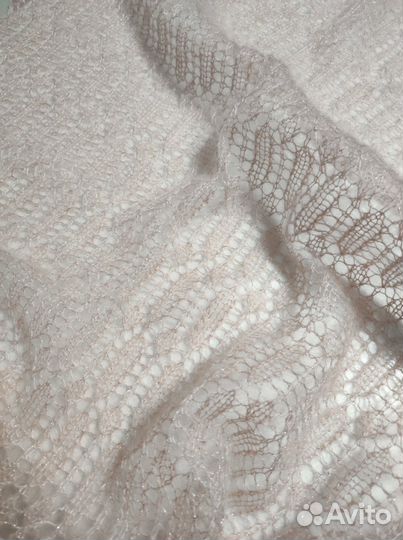 Палантин паутинка пудровый ажурный шарф мохер