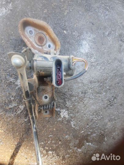 Nissan Almera, N16 2.2D. эл.педаль газа