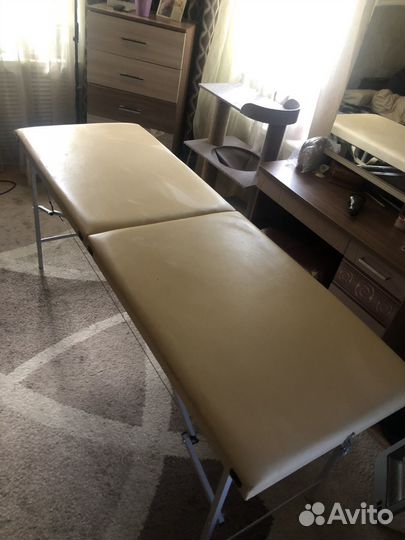 Стол для наращивания ресниц