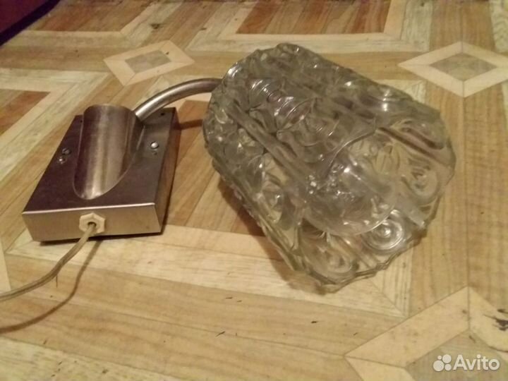 Светильник настенный