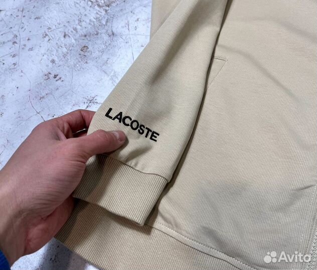 Спортивные костюмы Lacoste