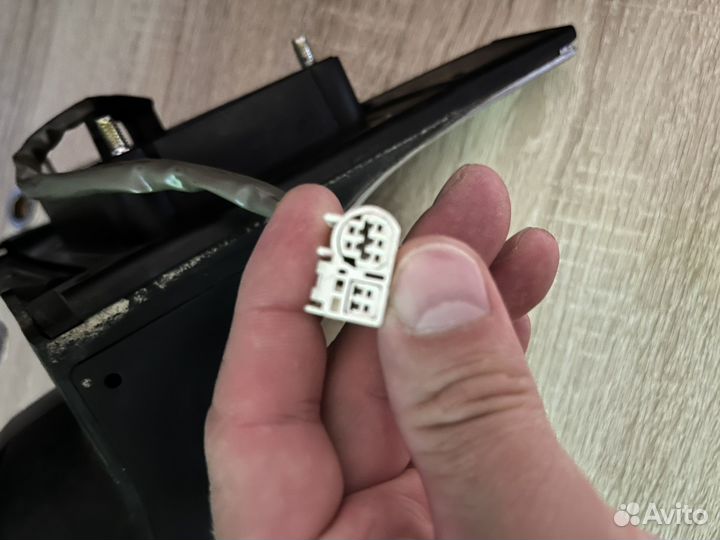 Зеркало Suzuki свифт 3